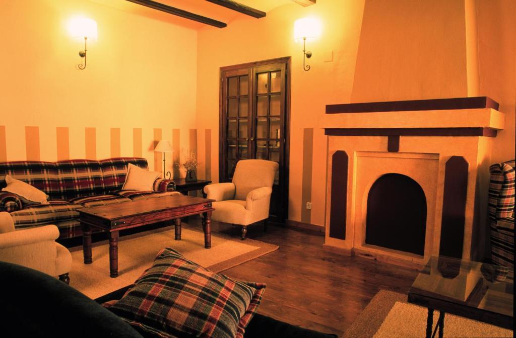 Posada Del Almudi Daroca Δωμάτιο φωτογραφία