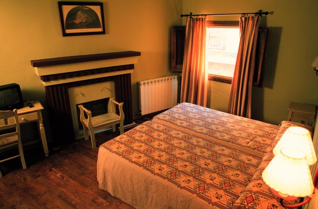 Posada Del Almudi Daroca Δωμάτιο φωτογραφία